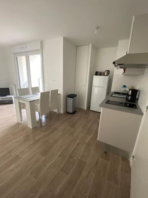 Appartement Aux Portes De Vannes Sene ภายนอก รูปภาพ